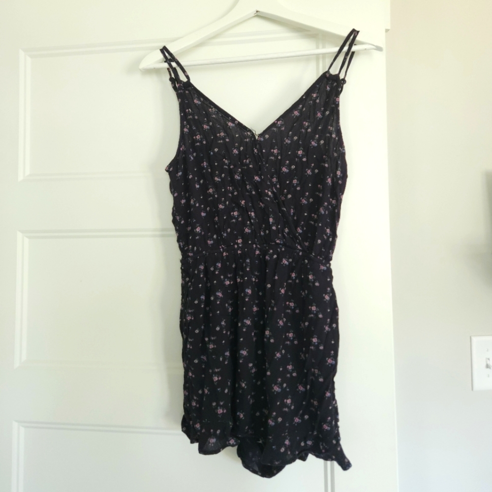 American Eagle Romper